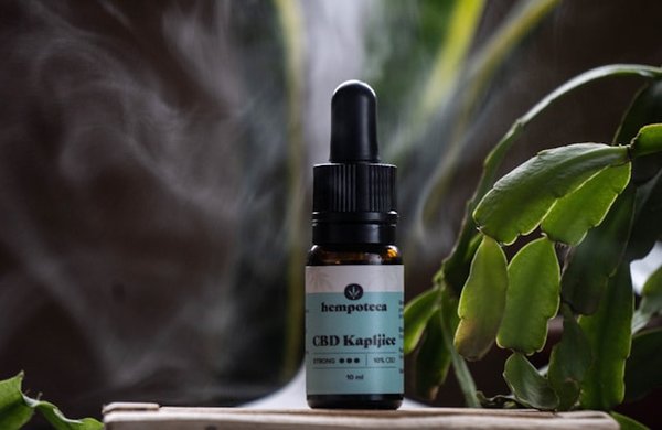 Huile de massage CBD: découvrez ses bienfaits !